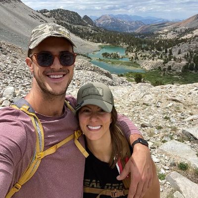 Picture of Jennifer Widerstorm and her boyfriend Eli Smith.